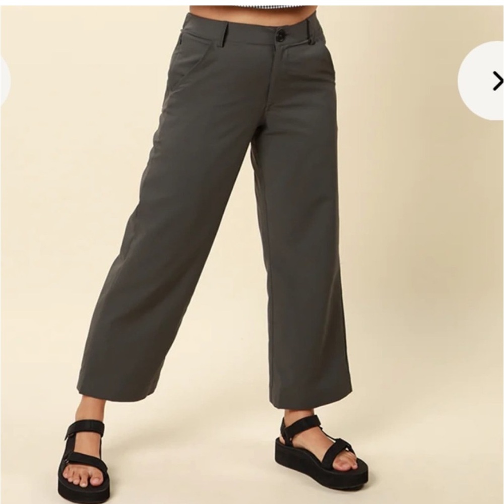 Wayre Gray Wide Leg Travel Jetsetter Stretch Trouser Pants